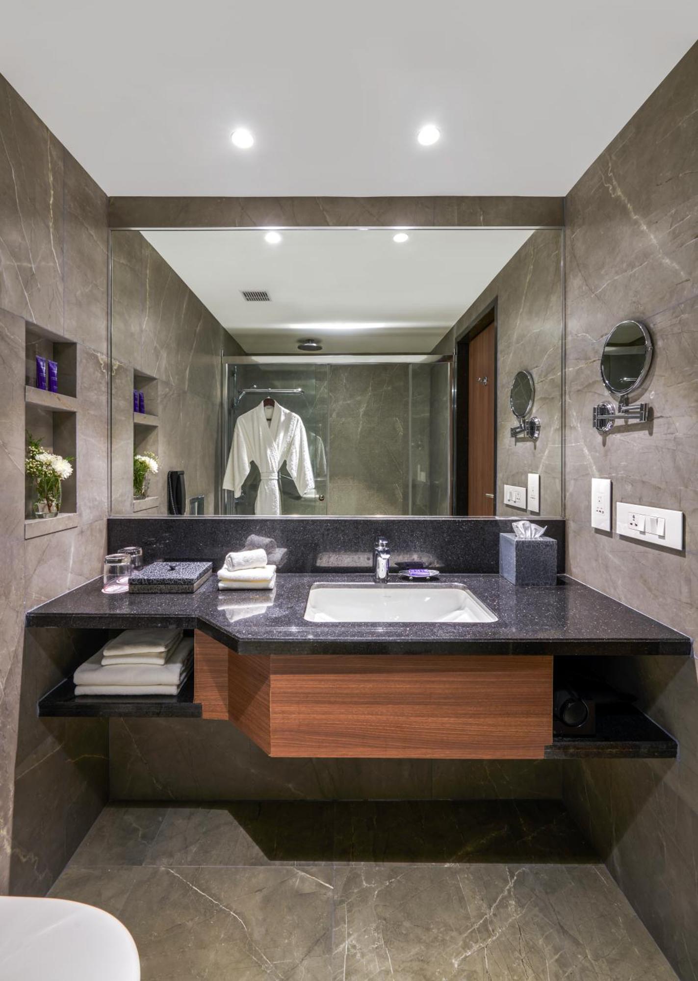 Vivanta Mangalore Oldport Road - Formerly Known As Taj Manjarun Ngoại thất bức ảnh